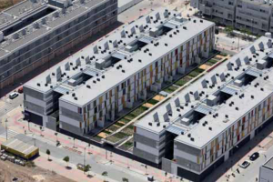 70+70 viviendas de protección oficial, locales, aparcamientos y trasteros en Solvia Este, Málaga