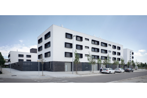 66 Habitatges, 7 locals comercials i 83 places d'aparcament a Santa Coloma de Farners