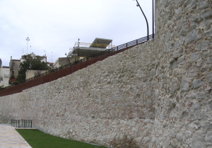 Recuperació d’un tram de la Muralla de Mataró