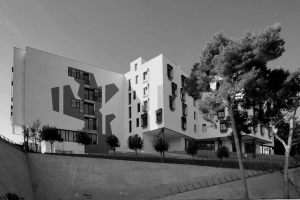 50 pour un Senior Citizens Housing Parc Central à Barcelone